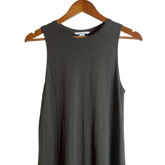 3 for $30! H&M basic green midi dress - Picture 2 of 8